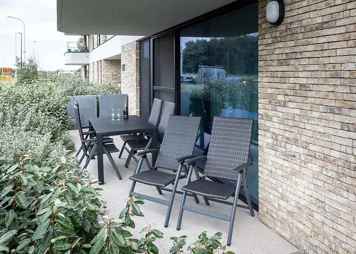 Vakantie-b'lankenberge The One Apartament *