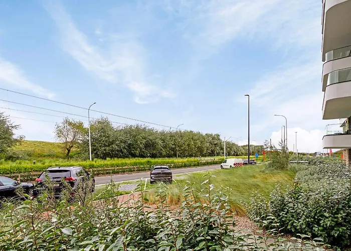 Vakantie-b'lankenberge The One Apartament